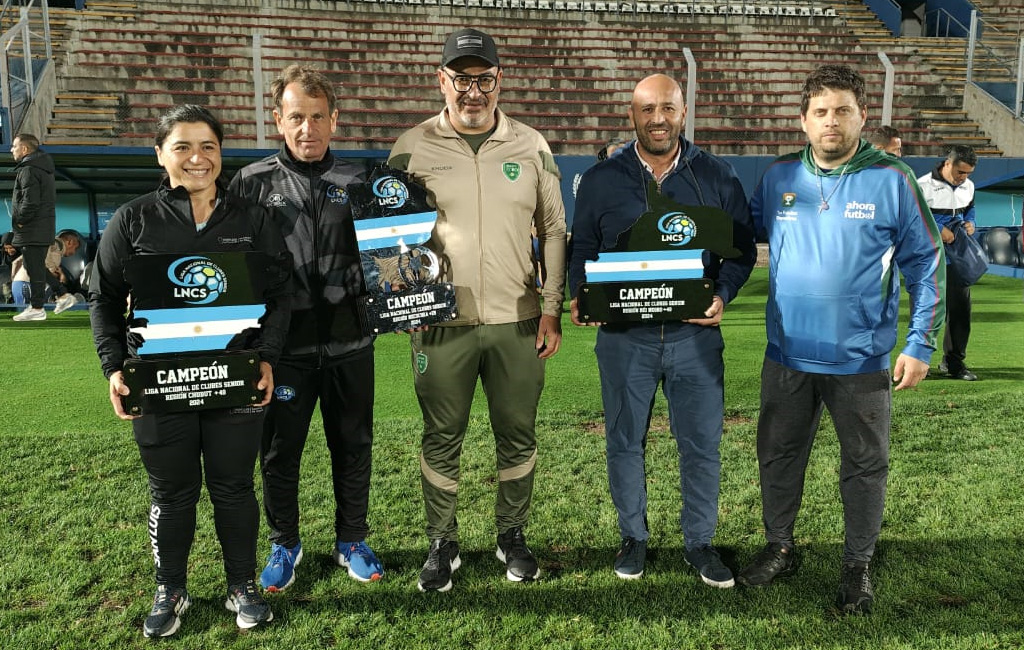 matias pecker liga nacional clubes senior